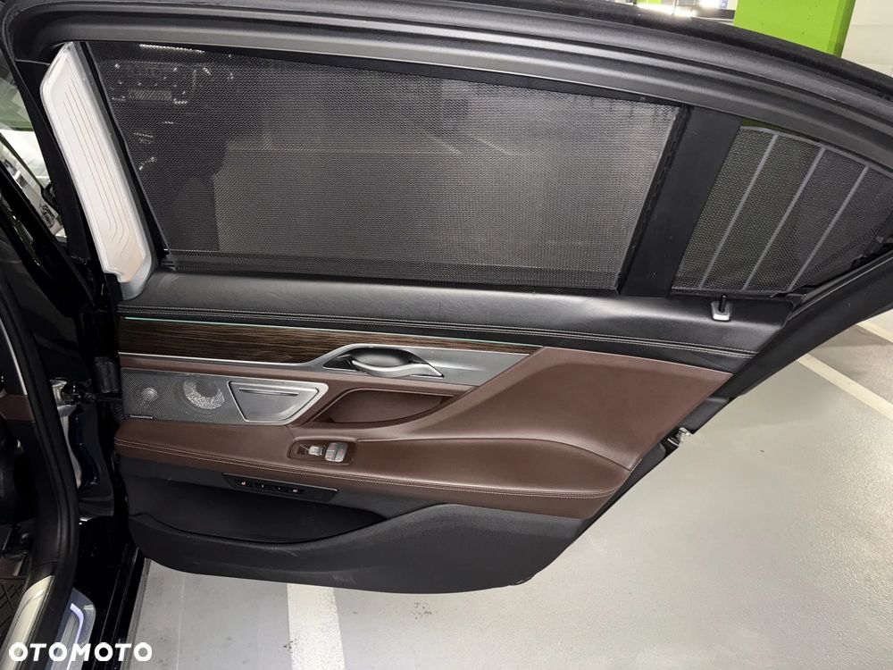 BMW Seria 7 740Le xDrive iPerformance - 6