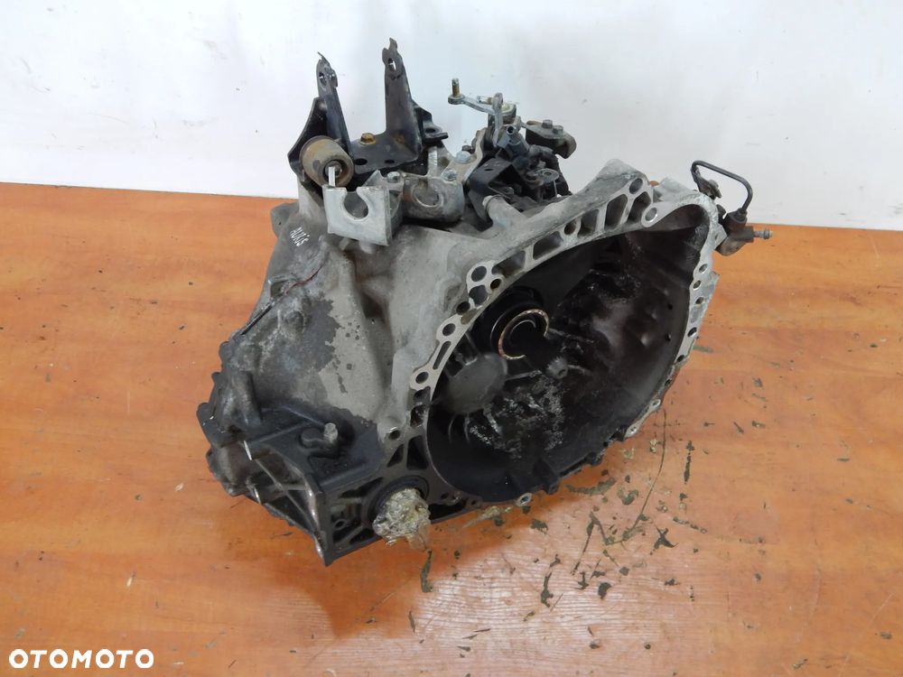 Skrzynia biegów 2.0 D4D Toyota Auris I avensis verso corolla 05-12 Łuków części - 1