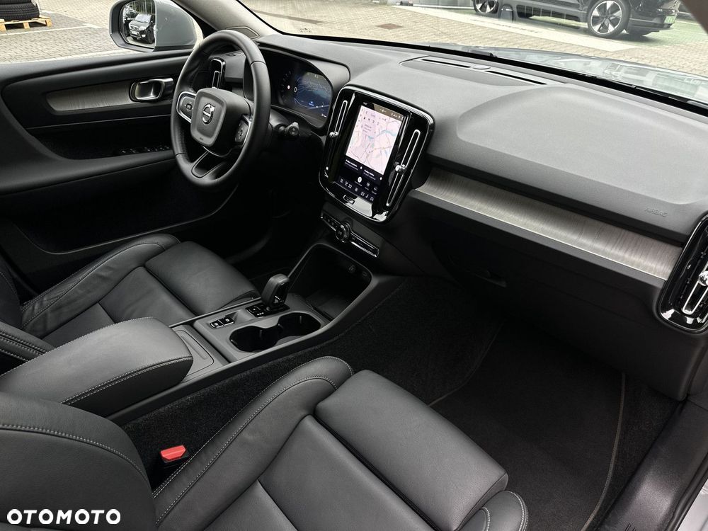 Volvo XC 40 - 21