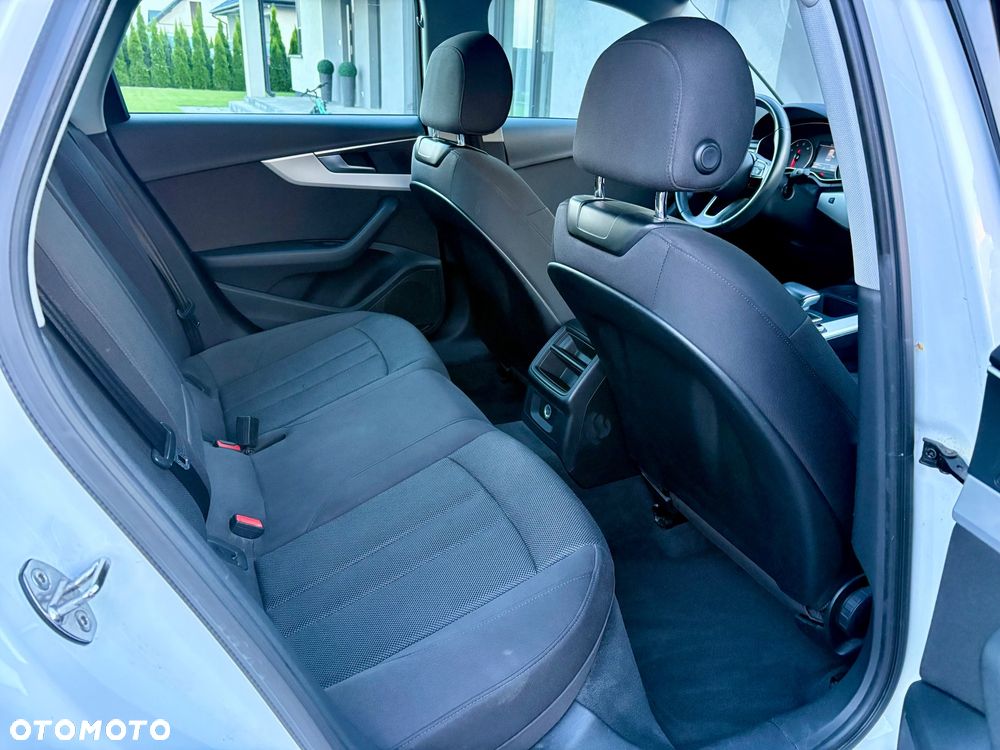 Audi A4 Limousine 35 TFSI S tronic - 17