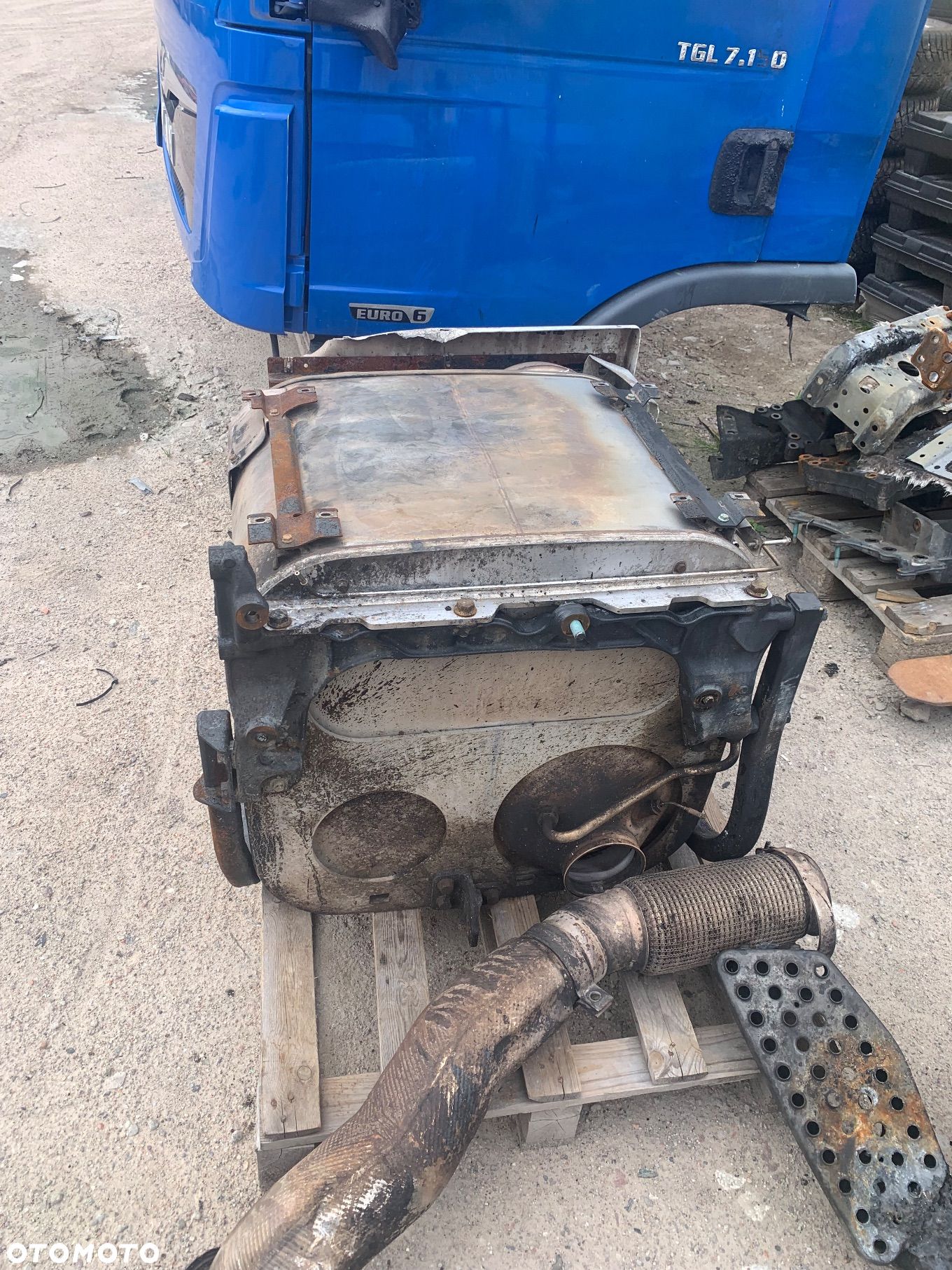 MAN TGX TGS Katalizator DPF 81151036131 - 1