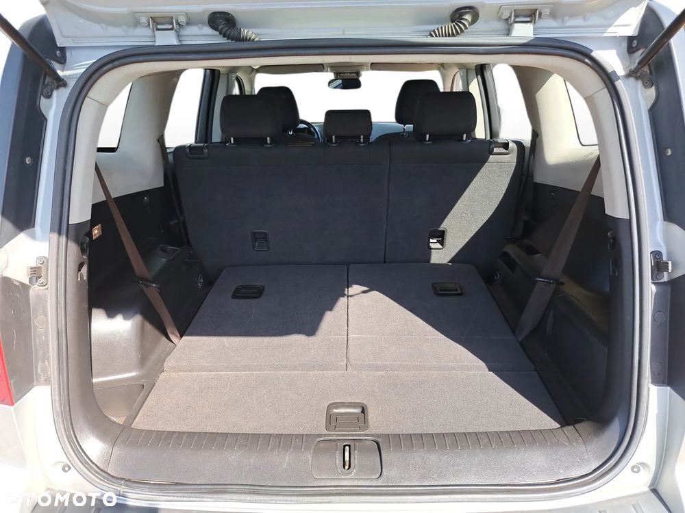 Chevrolet Orlando - 25
