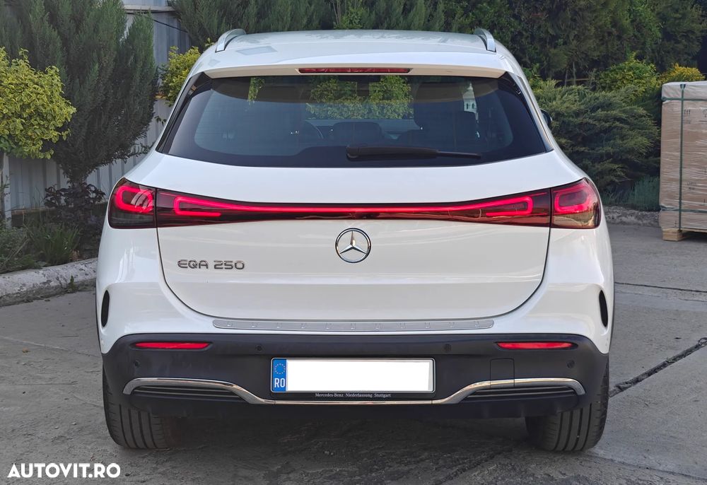 Mercedes-Benz EQA 250 AMG Line - 6