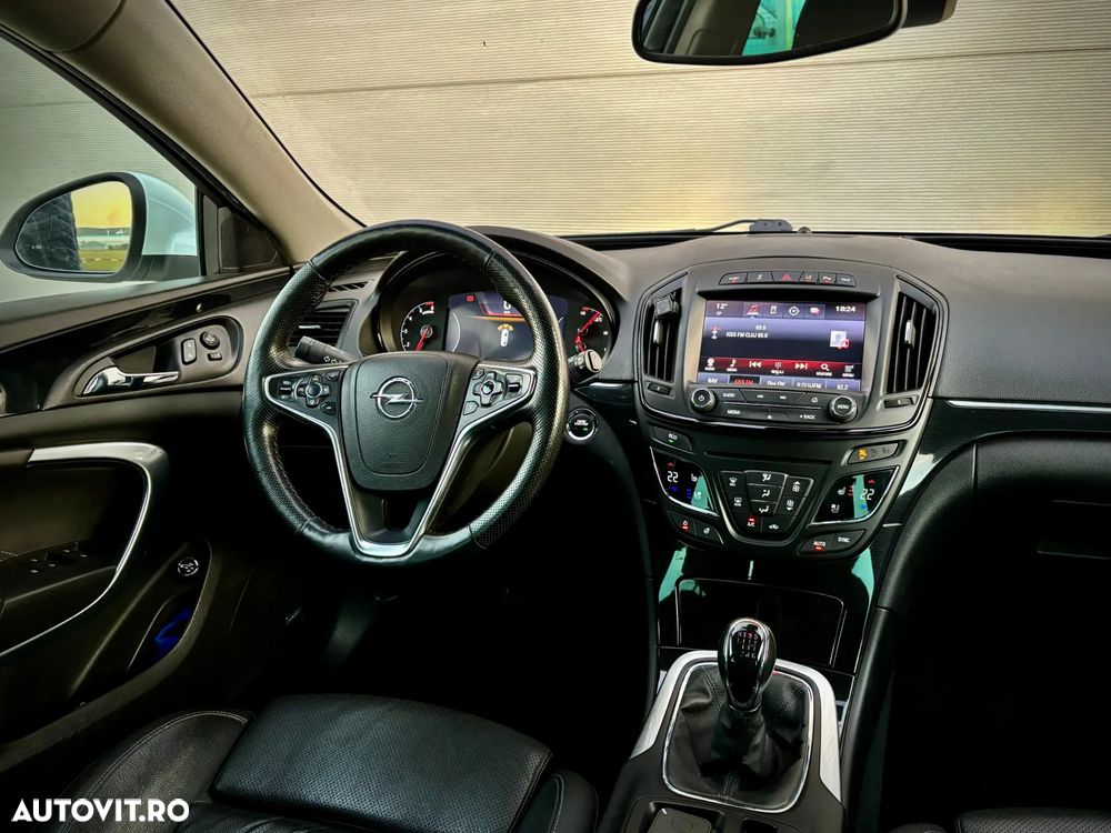 Opel Insignia - 4