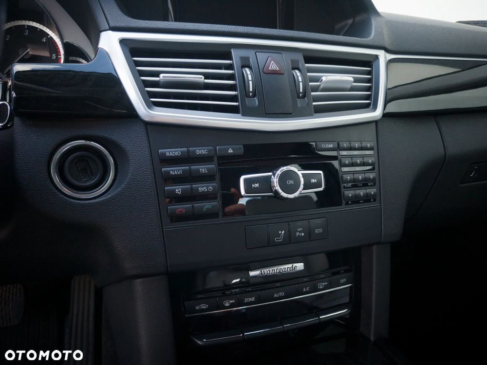 Mercedes-Benz Klasa E 220 BlueTEC 9G-TRONIC Avantgarde - 13