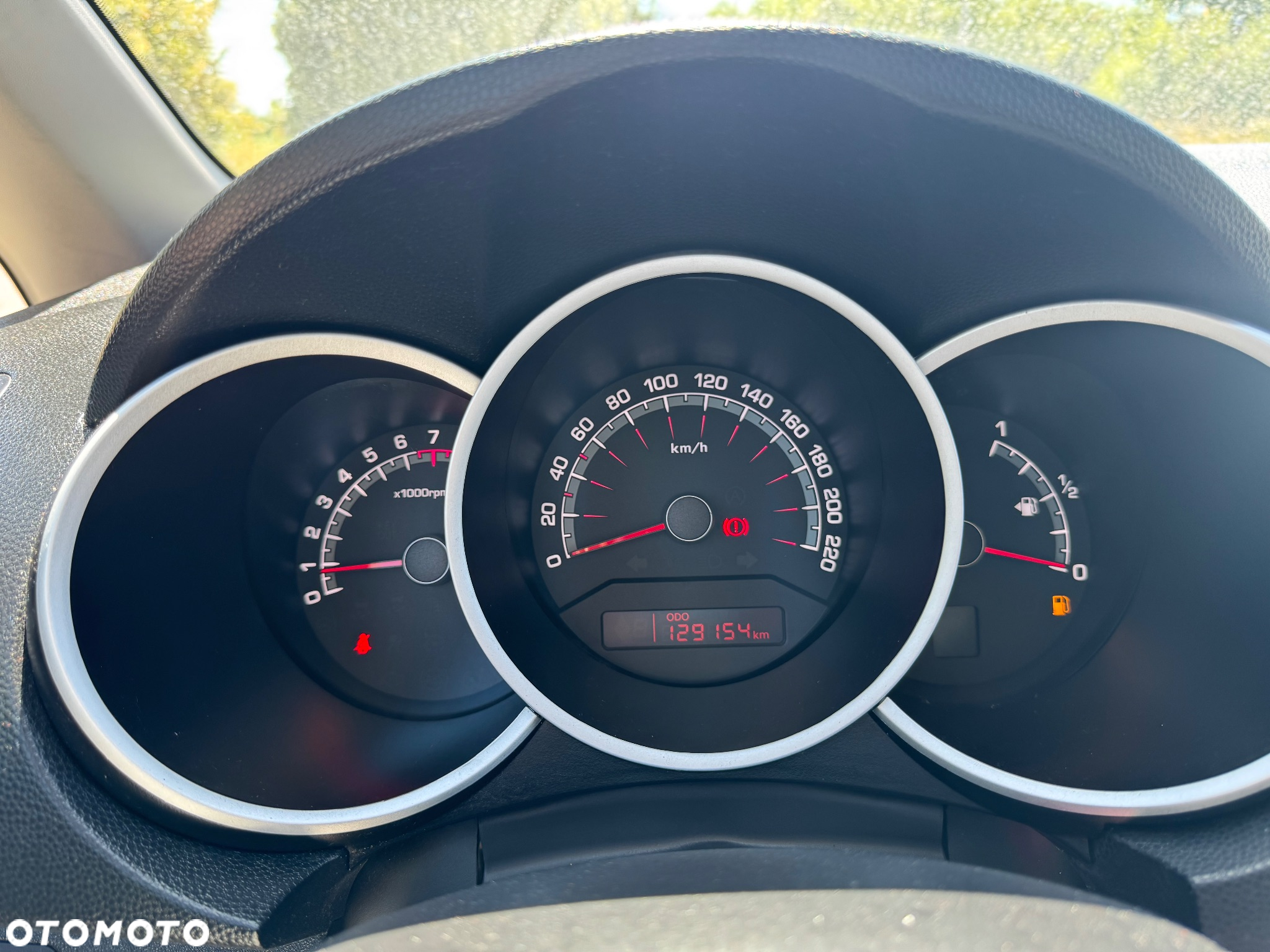 Kia Venga - 15