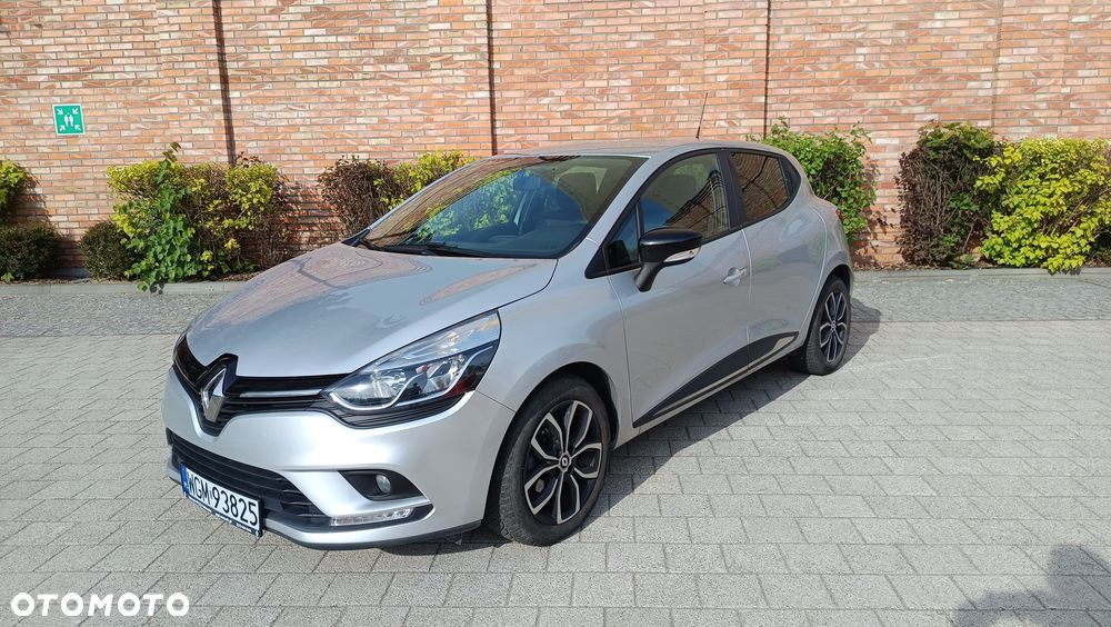 Renault Clio - 1