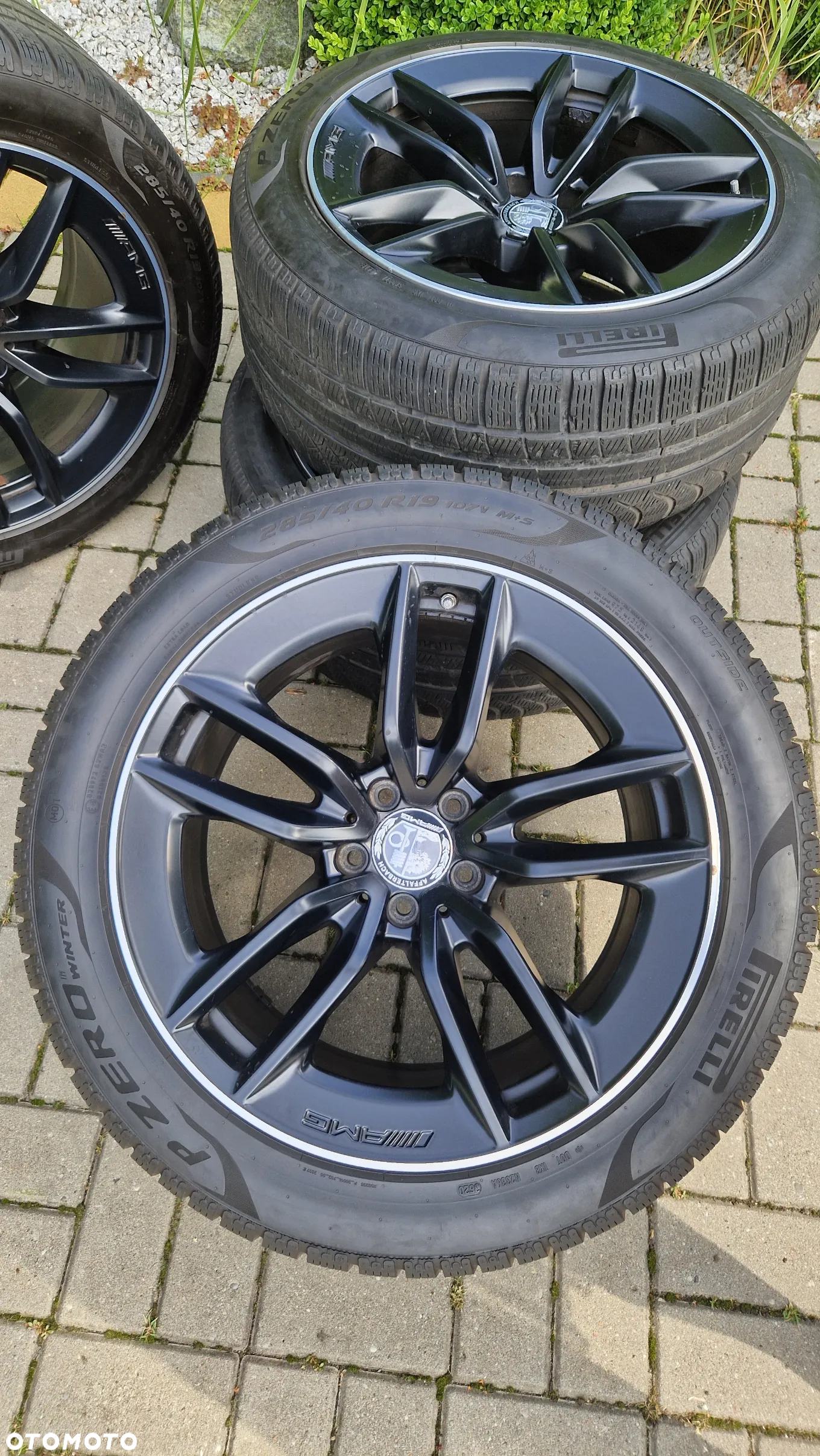 Mercedes AMG 4door GT 63s - 3