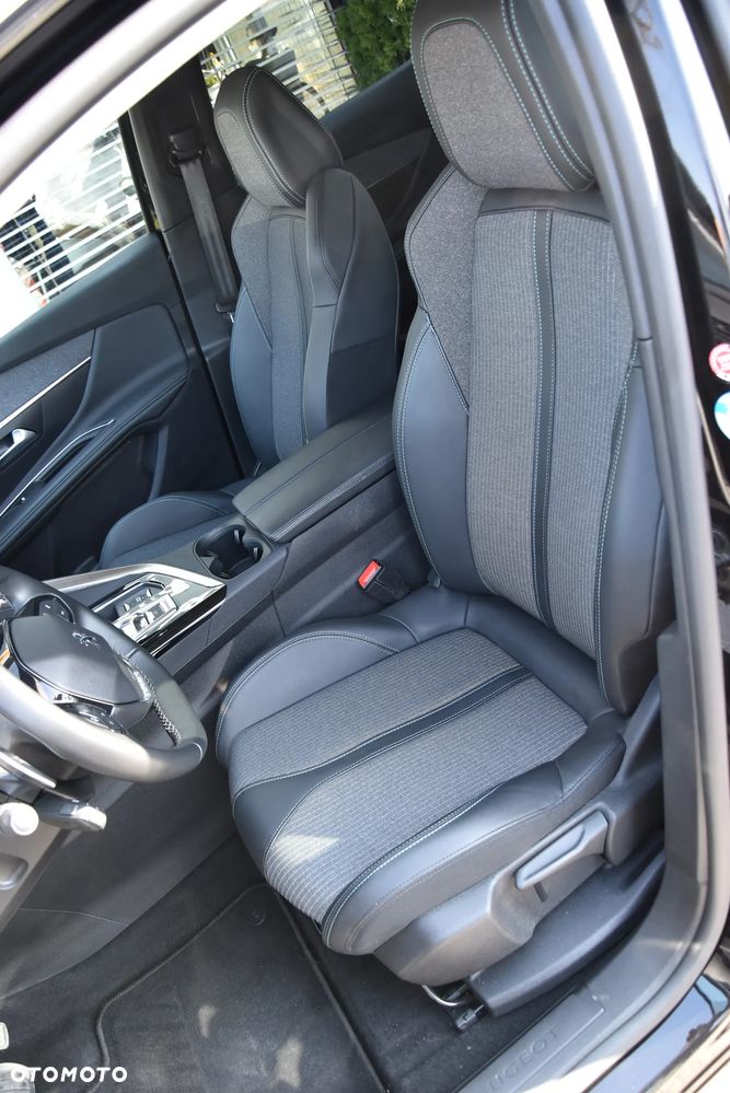 Peugeot 3008 BlueHDi 130 Stop & Start EAT8 Allure Pack - 19