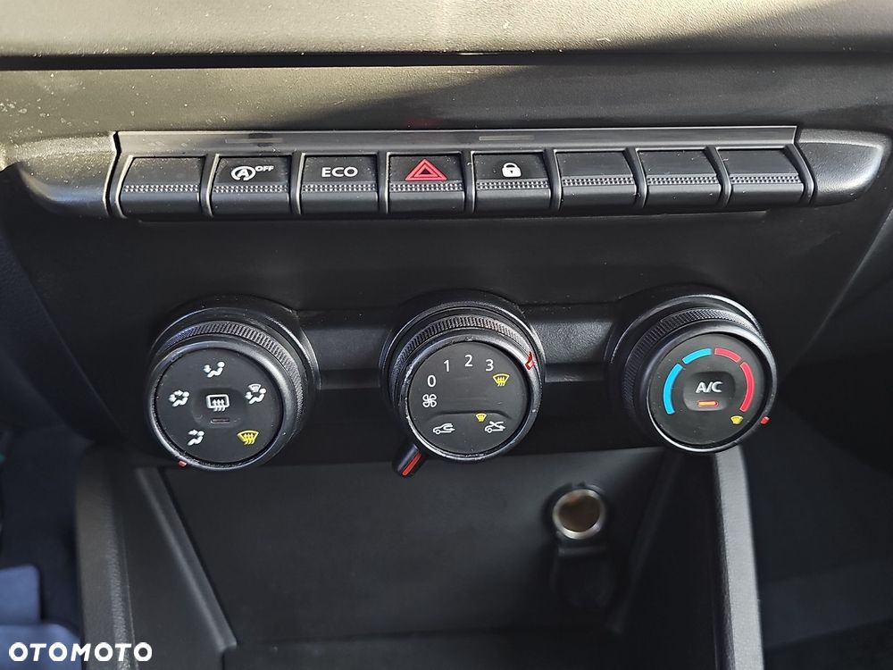 Dacia Duster 1.0 TCe Essential - 12