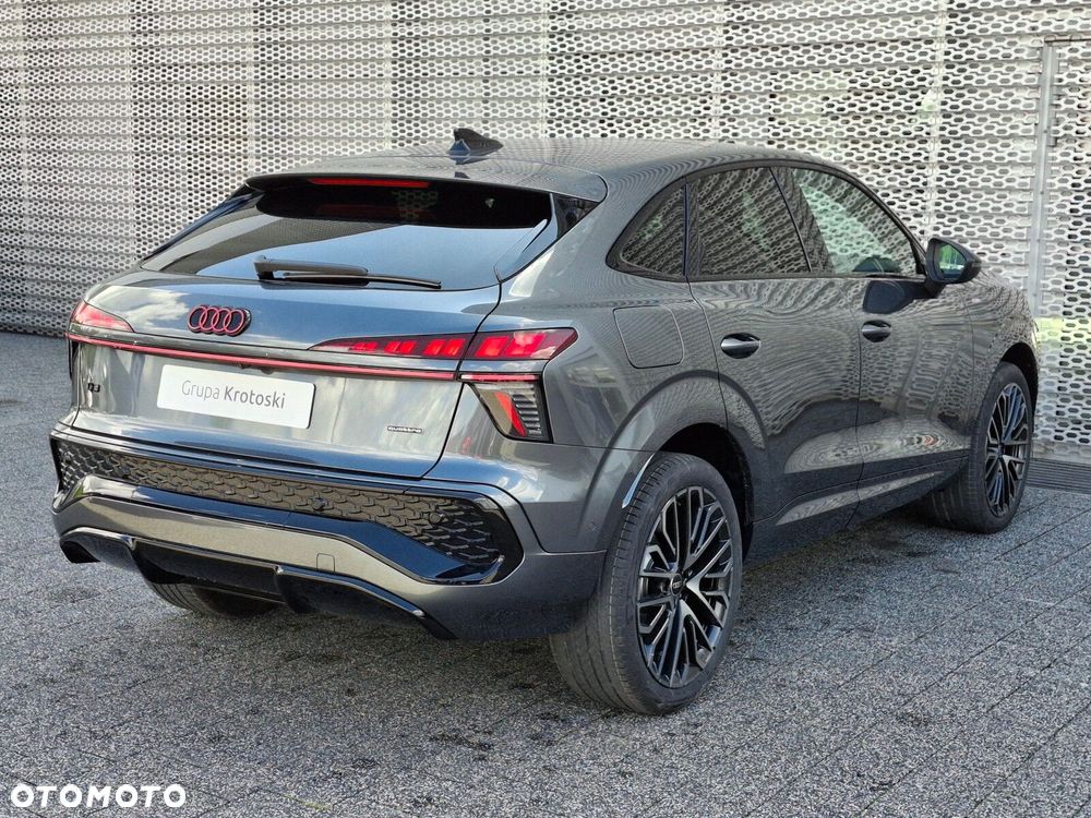 Audi Q3 Sportback - 6