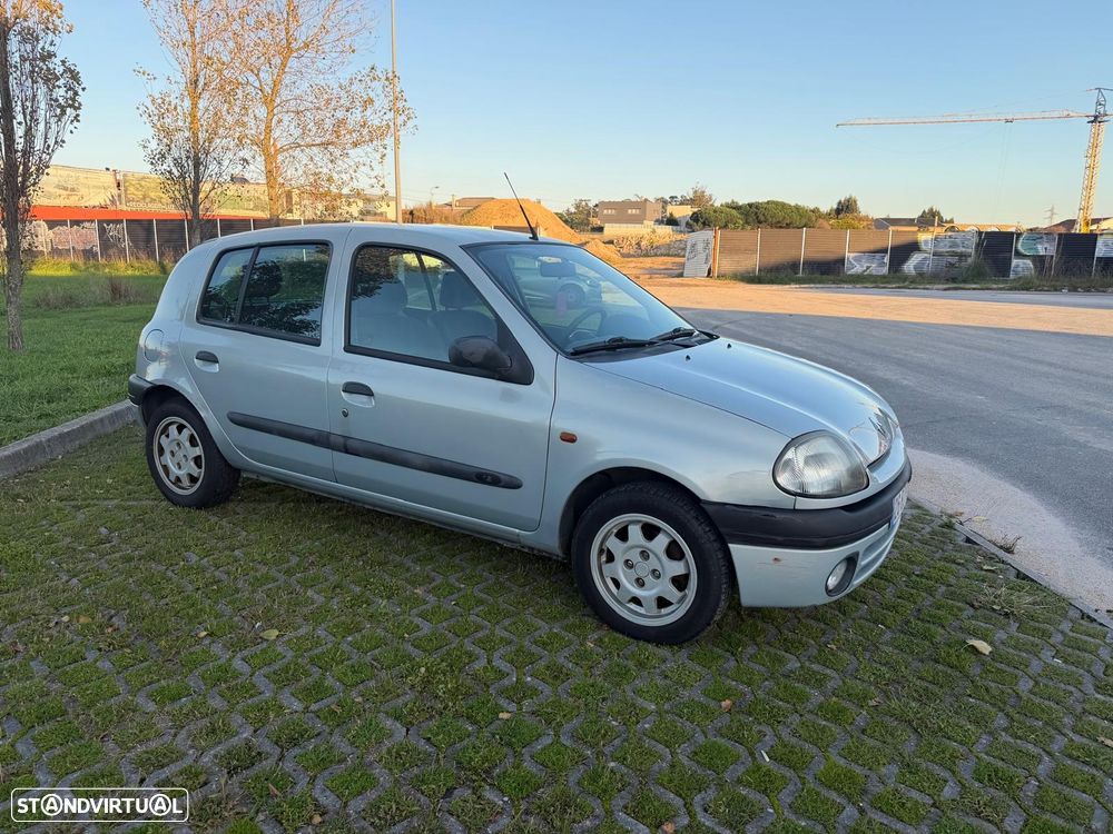 Renault Clio 1.2 - 5