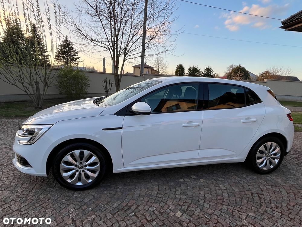 Renault Megane 1.6 SCe Life - 6