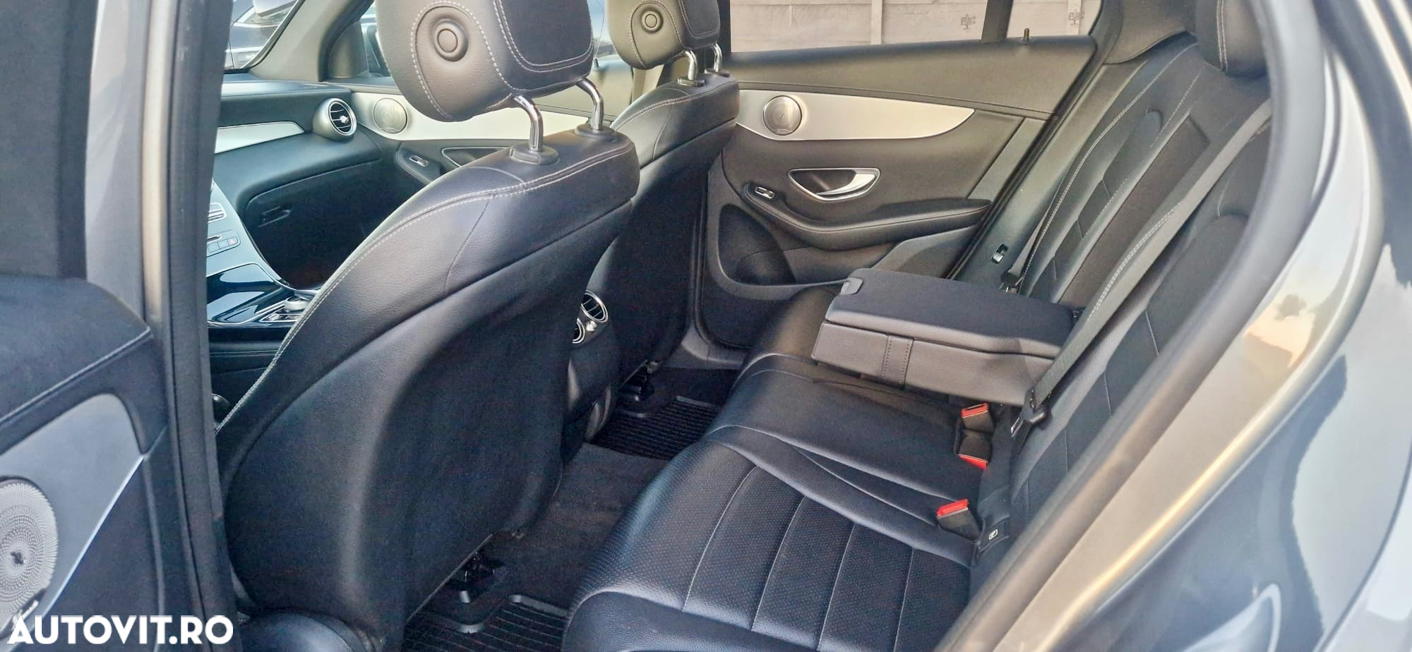 Mercedes-Benz GLC 220 d 4Matic 9G-TRONIC AMG Line - 7