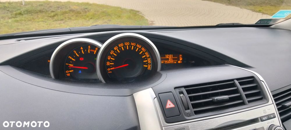 Toyota Verso 2.0 D-4D 2010 7os - 8