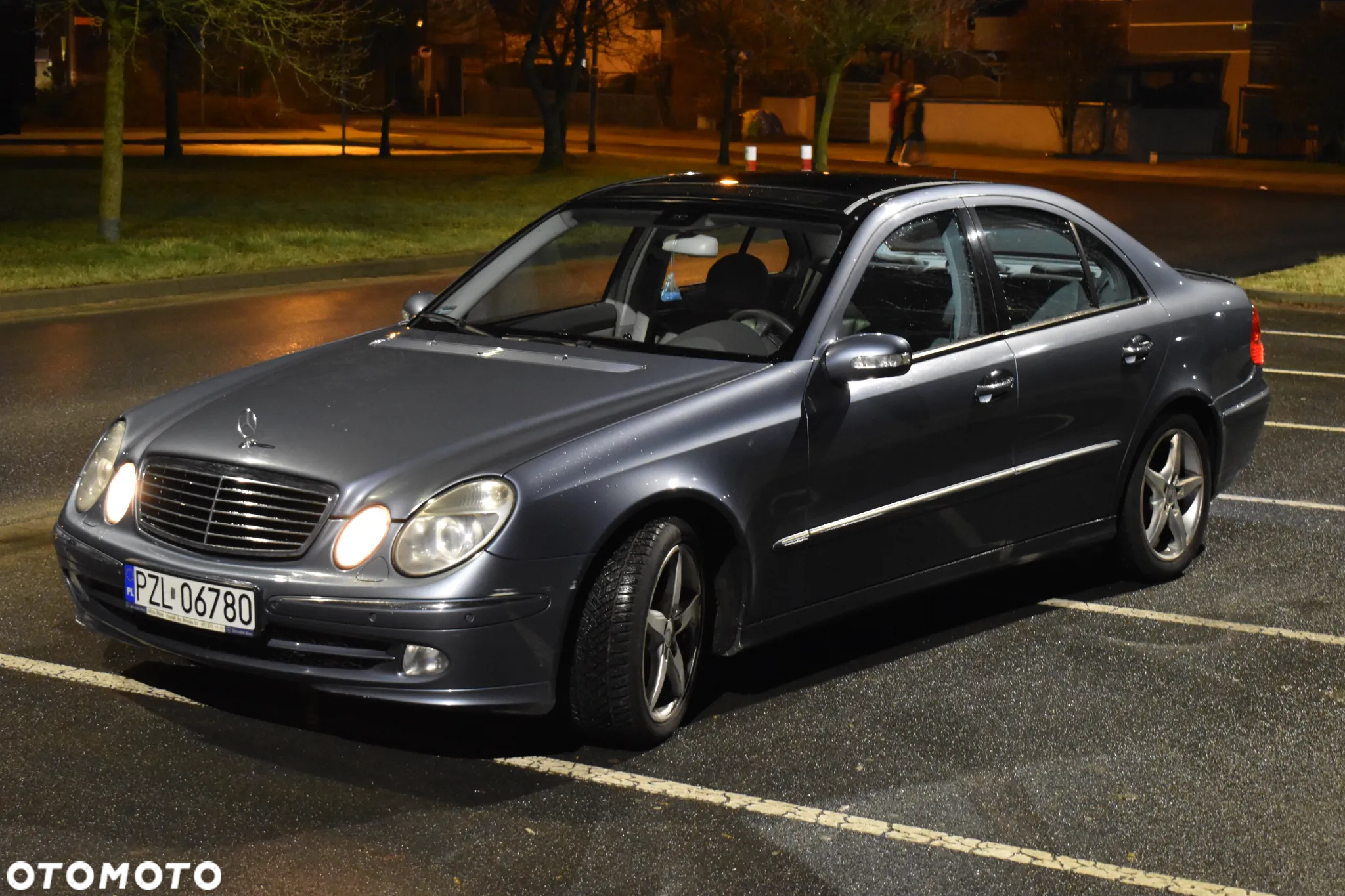 Mercedes-Benz Klasa E - 12