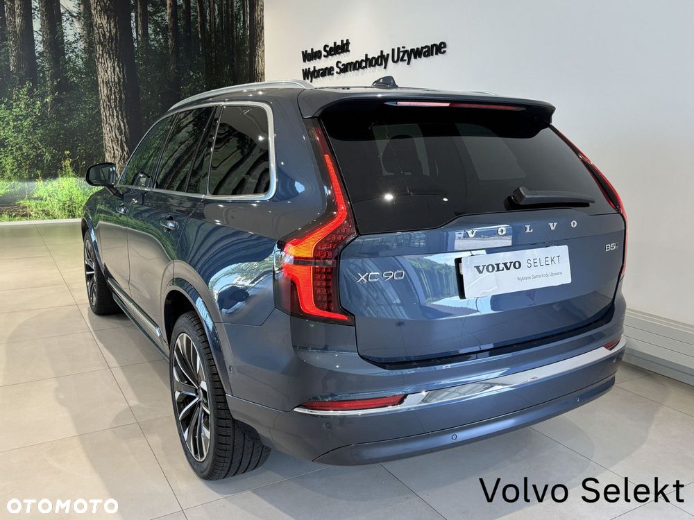 Volvo XC 90 - 8