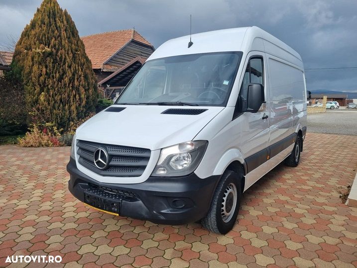 Mercedes-Benz Sprinter - 1
