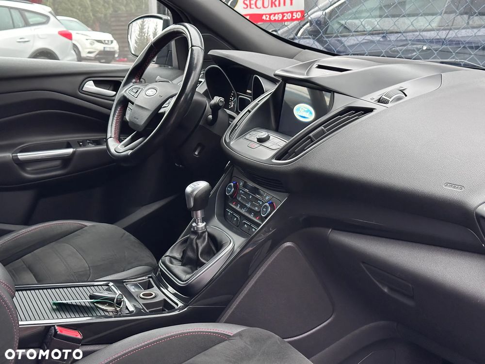 Ford Kuga 1.5 EcoBoost FWD ST-Line ASS GPF - 31