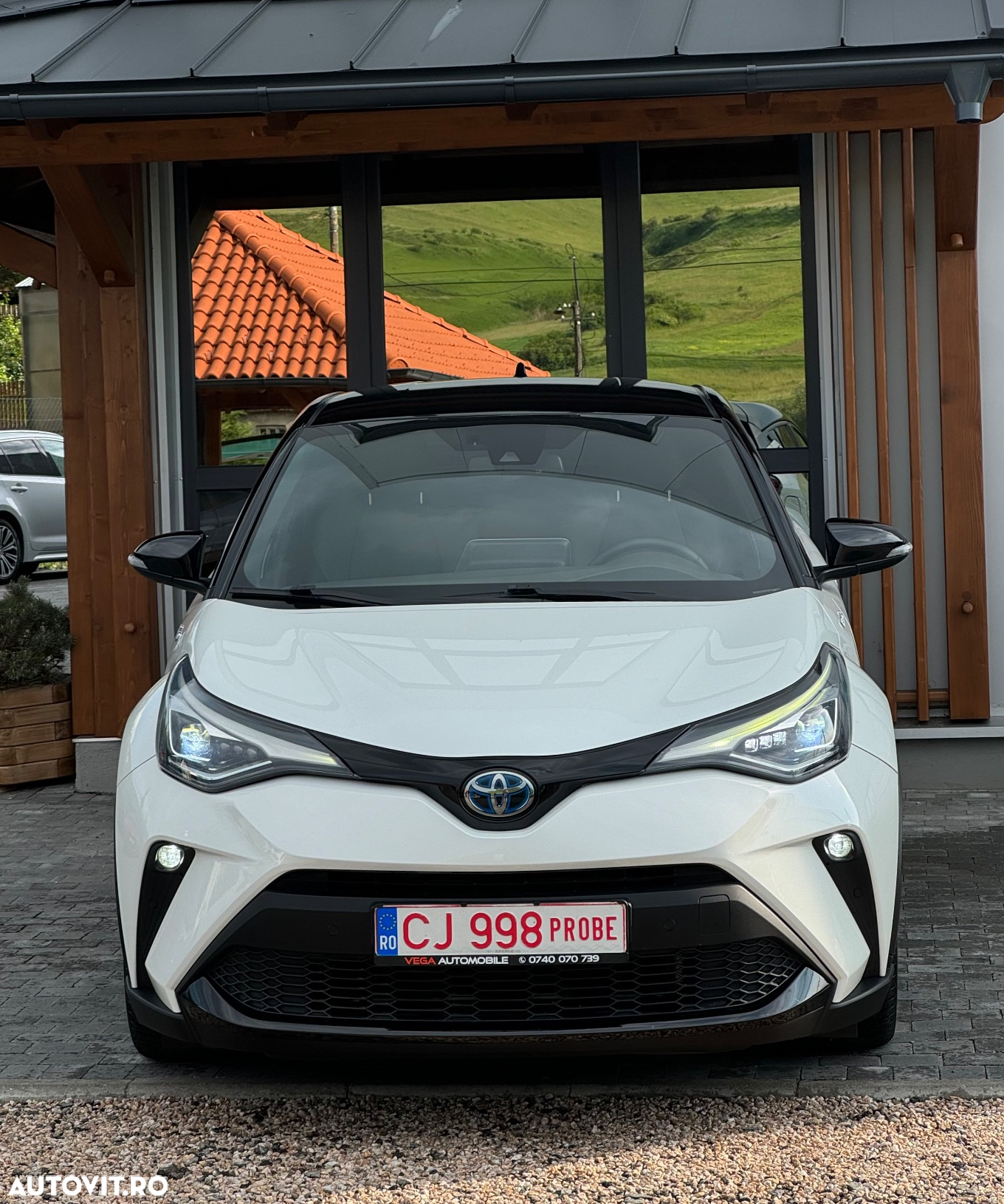 Toyota C-HR 1.8 Hybrid Black&White - 36