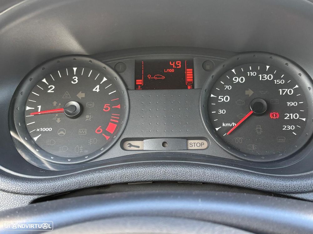 Renault Clio 1.5 dCi - 10