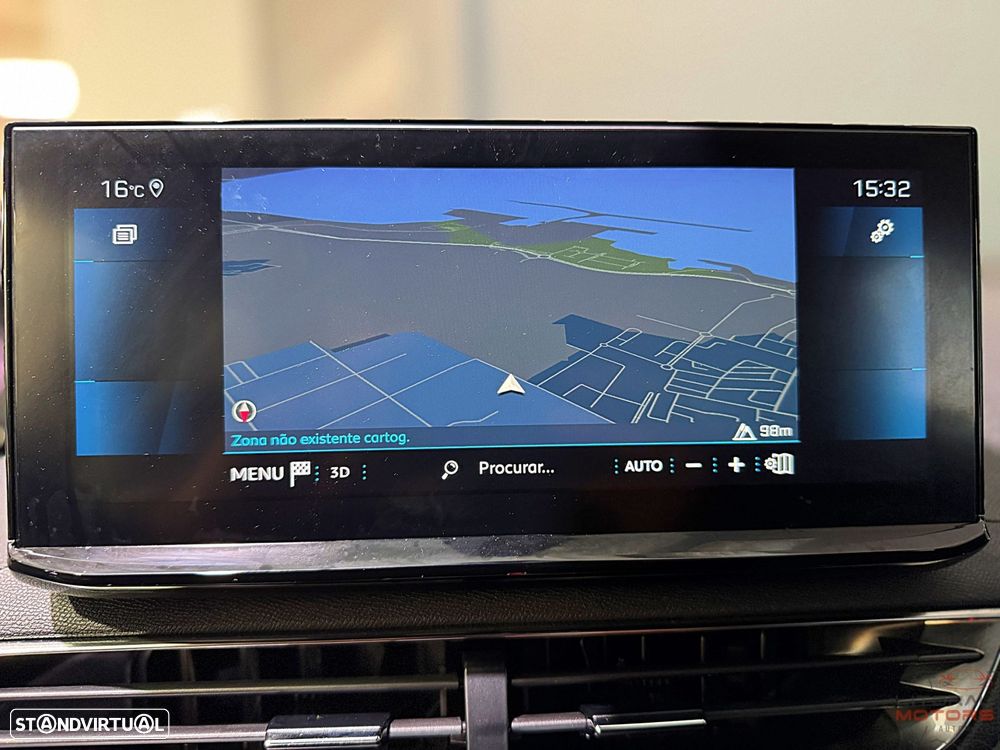 Peugeot 3008 1.2 PureTech Allure Pack EAT8 - 29