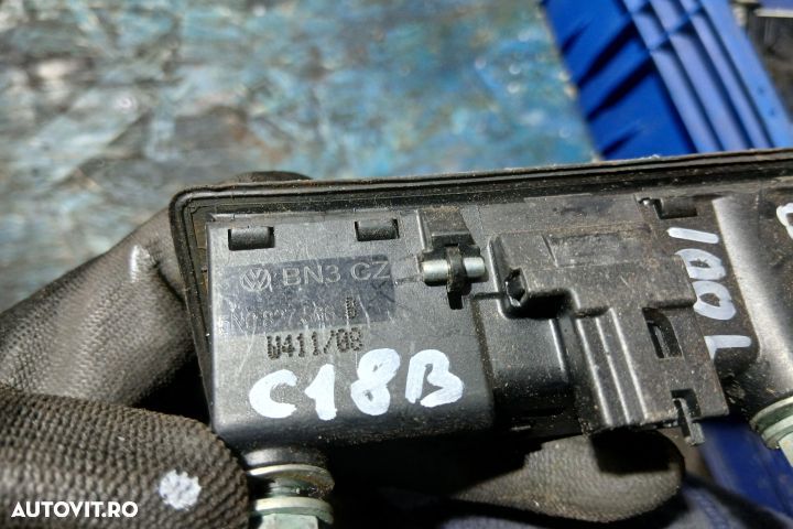 Buton deschidere hayon din exterior 5N0827566B 5N0827566B Audi A4 B8/ - 6