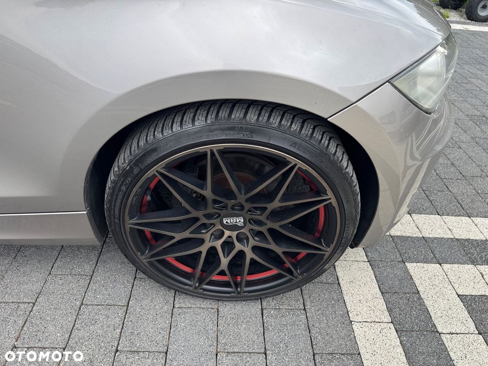 BMW Seria 1 120d DPF Edition Lifestyle - 29