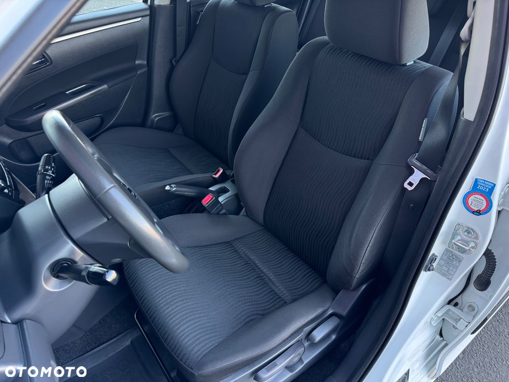 Suzuki Swift 1.2 Comfort Plus - 10