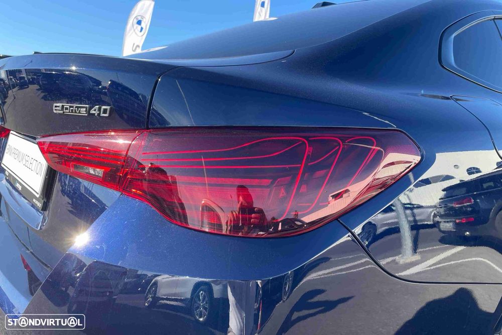 BMW i4 eDrive40 Pack Desportivo M - 13