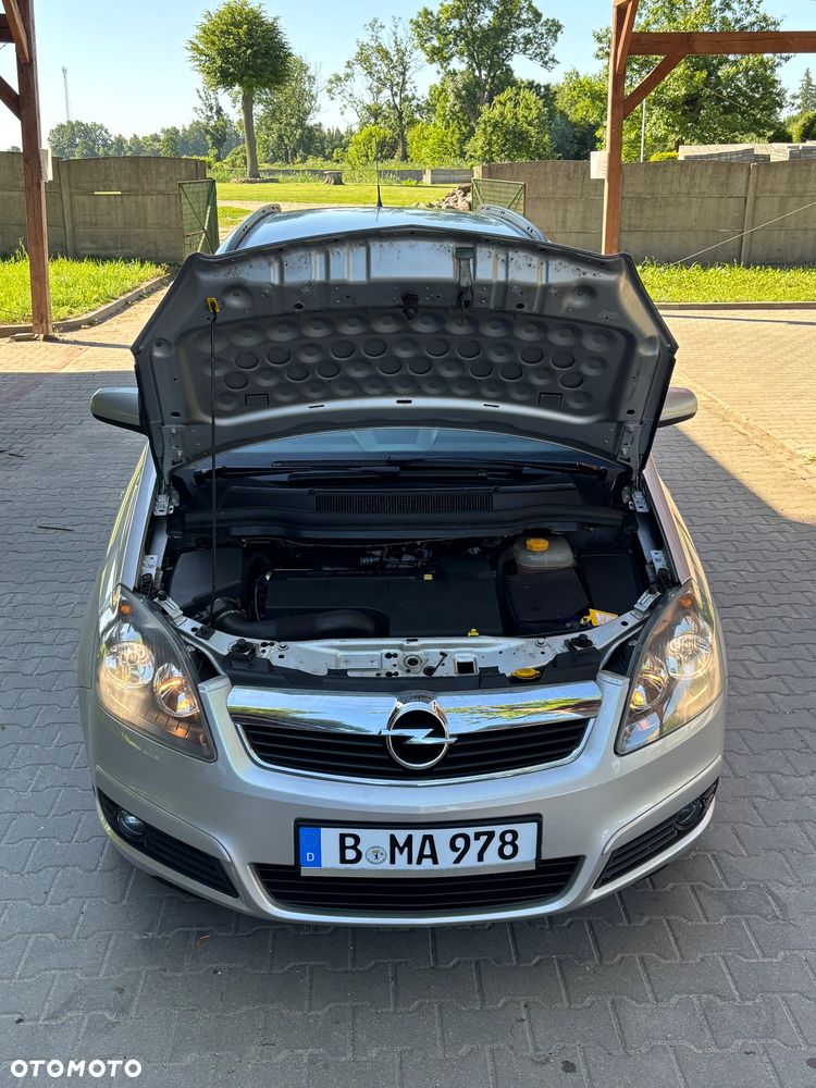Opel Zafira 2.2 Selection - 37
