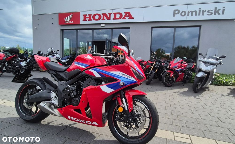 Honda CBR - 1