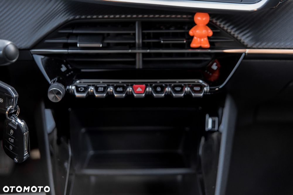 Peugeot 2008 1.2 PureTech Allure Pack S&S - 26