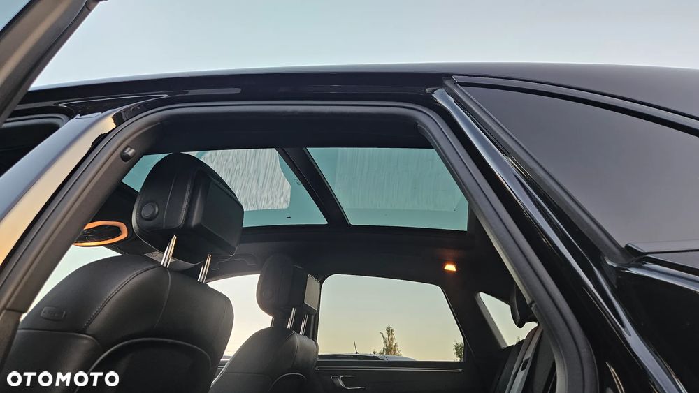 Porsche Macan - 12
