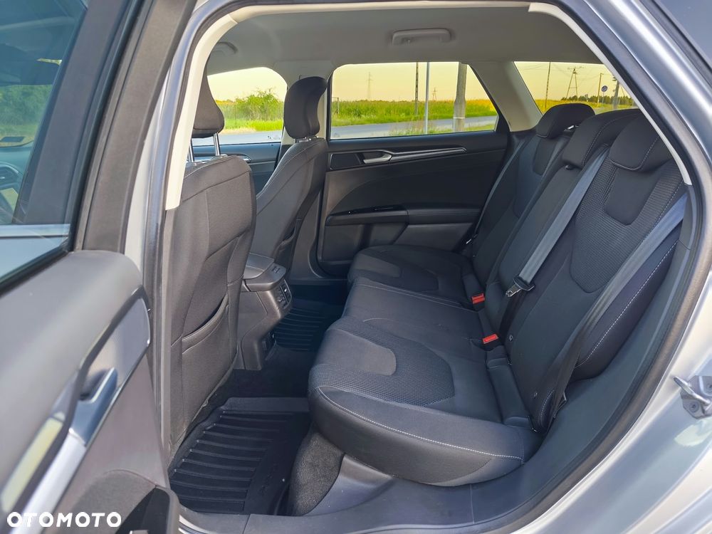 Ford Mondeo - 16