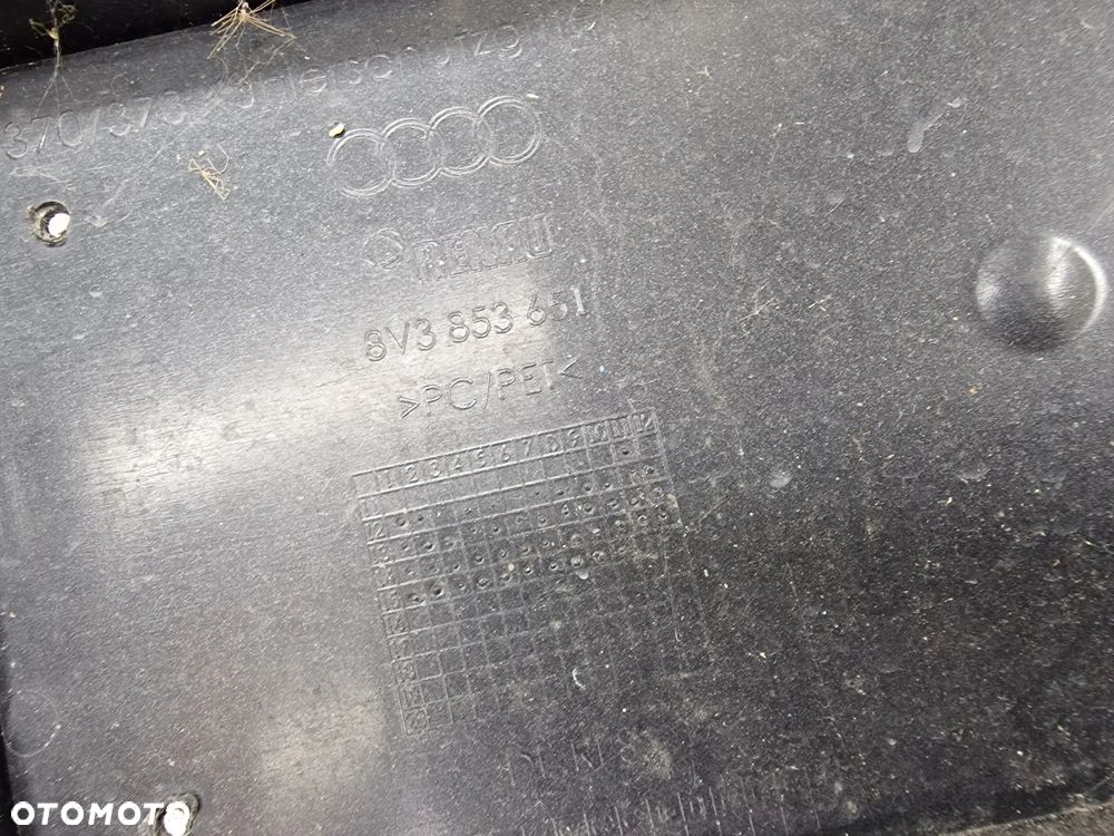 AUDI A3 8V / 8V3 11- ATRAPA / GRILL PRZEDNI PRZÓD , NR 8V3853651 , NR AUKCJI GR344 - 17