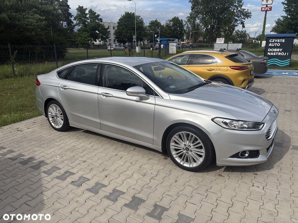 Ford Fusion - 2