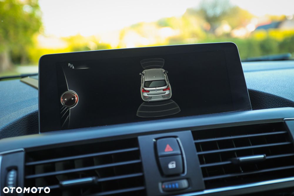 BMW Seria 1 120d Sport-Aut M Sport - 32