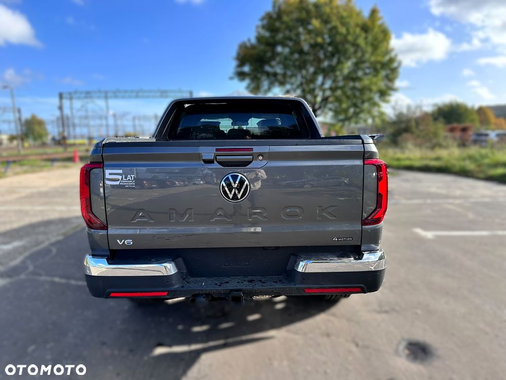 Volkswagen Amarok - 8
