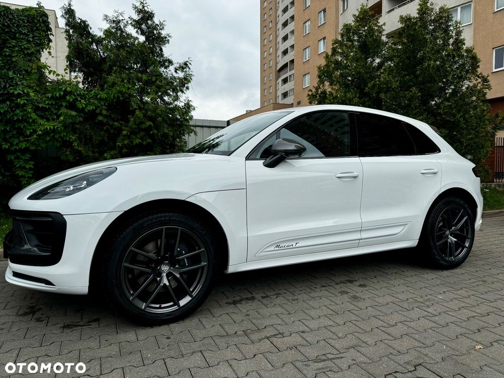 Porsche Macan T - 2