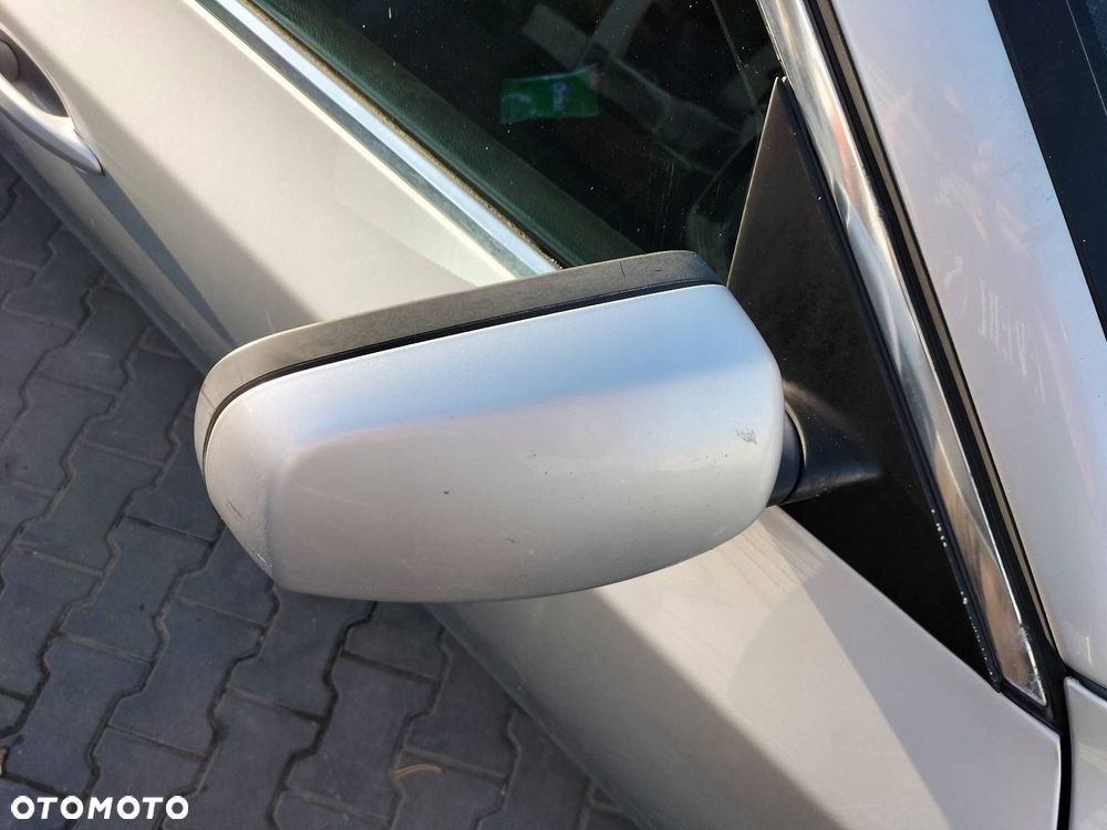 LUSTERKO PRAWE BMW E60 E61 354/7 TITANSILBER 9 PIN (5 PIN + 4 PIN) EU - 3