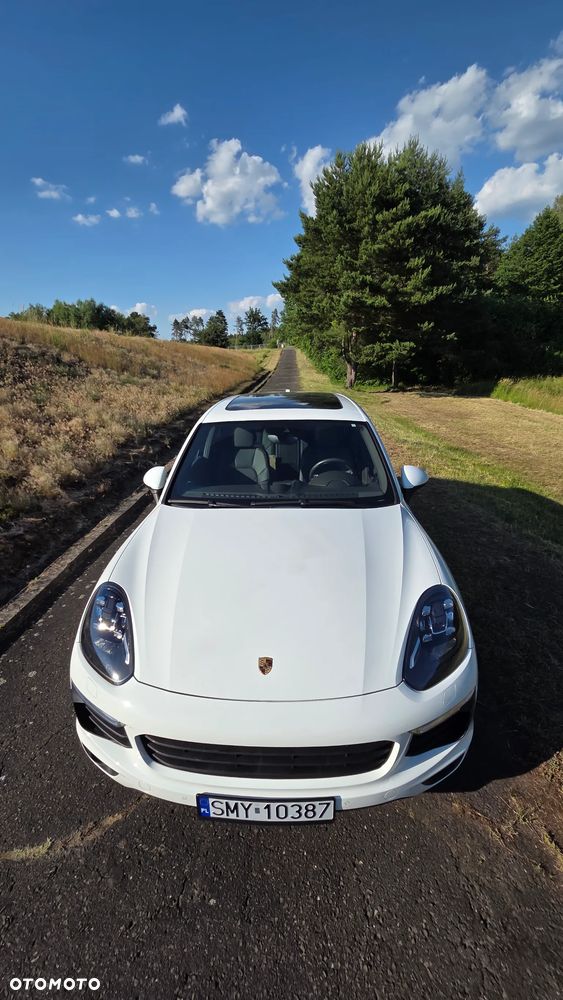 Porsche Cayenne Platinum Edition - 1