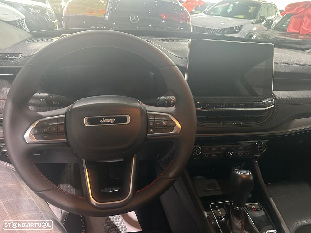 Jeep Compass 1.3 TG Trailhawk - 11