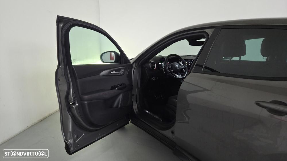 Alfa Romeo Tonale 1.3 Plug-In Hybrid Veloce e-AWD - 22