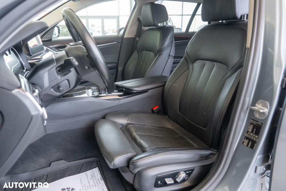 BMW Seria 5 520d Aut. Luxury Line - 22