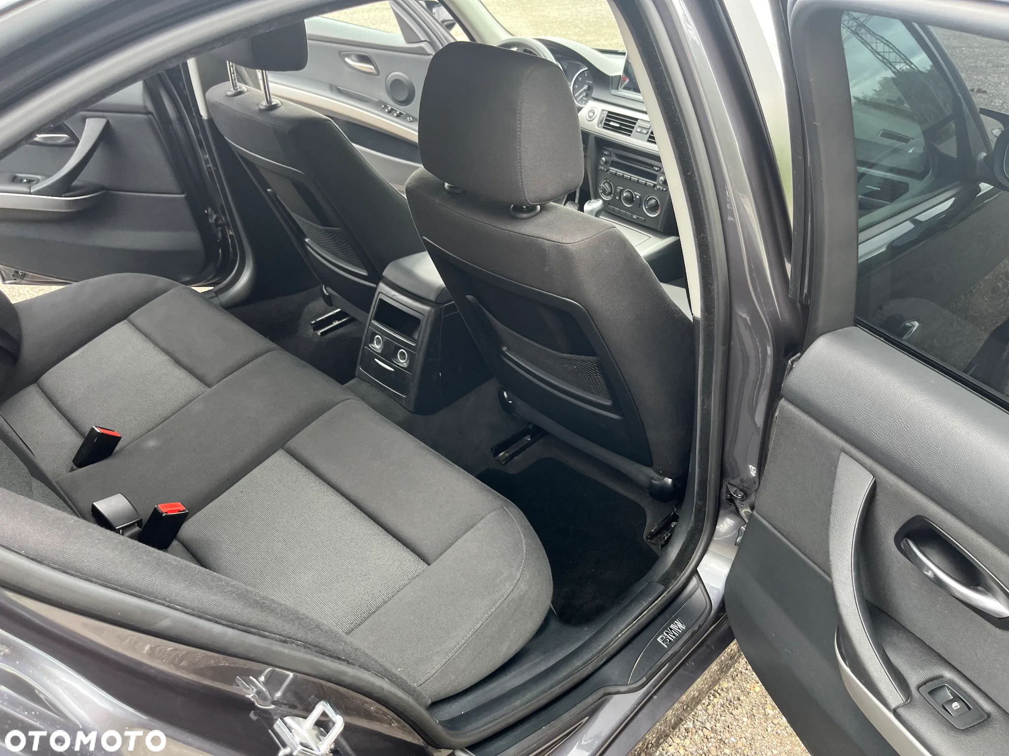 BMW Seria 3 320i - 8