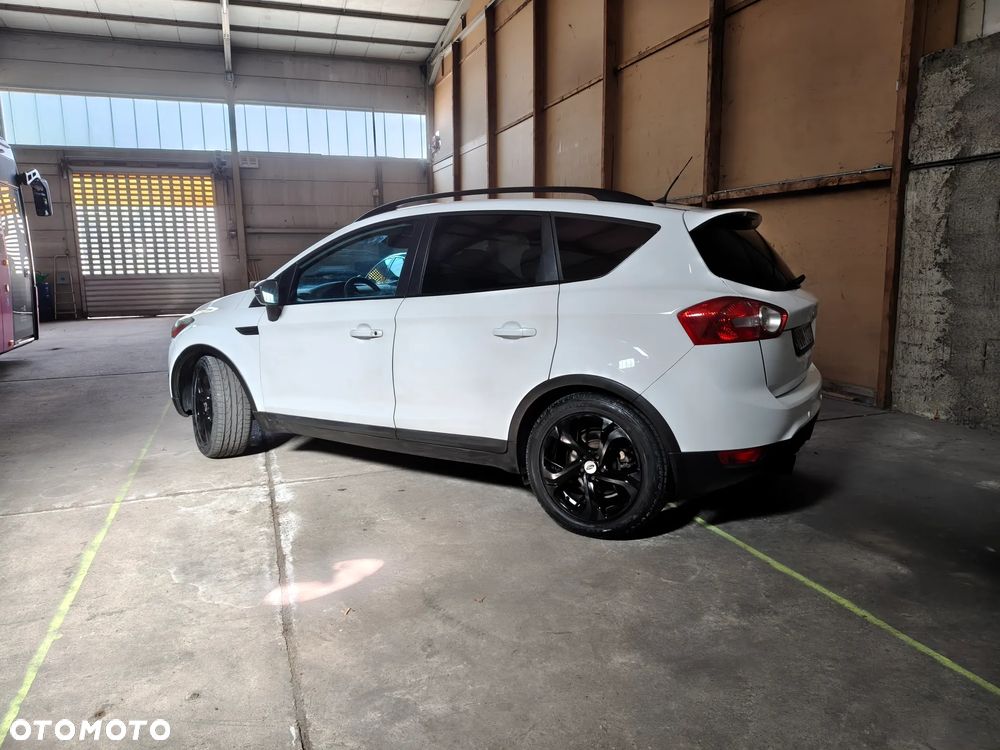 Ford Kuga 2.0 TDCi Titanium - 5