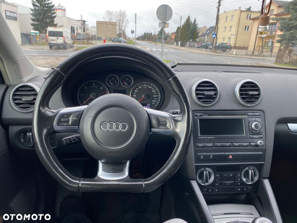 Audi A3 1.6 TDI DPF Attraction - 6