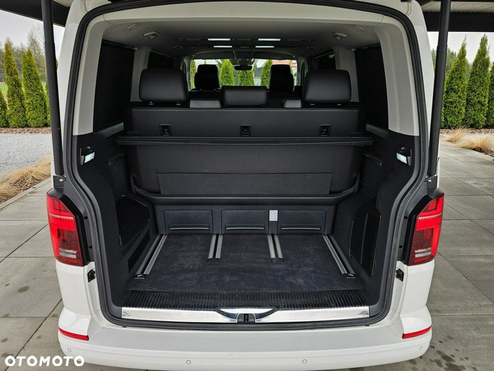 Volkswagen Multivan - 36