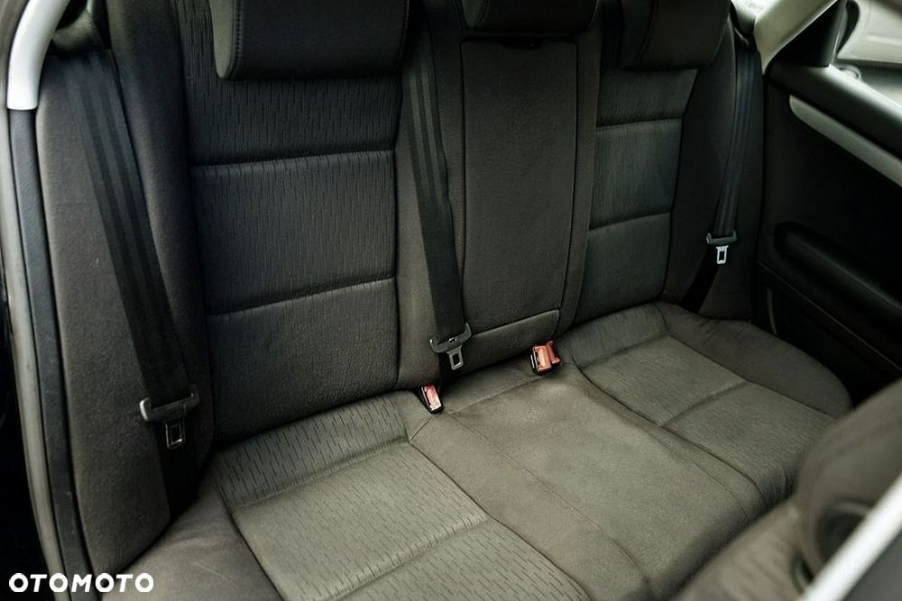 Audi A4 Limousine - 22